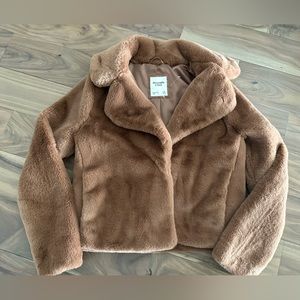 Abercrombie and fitch faux fur coat XS